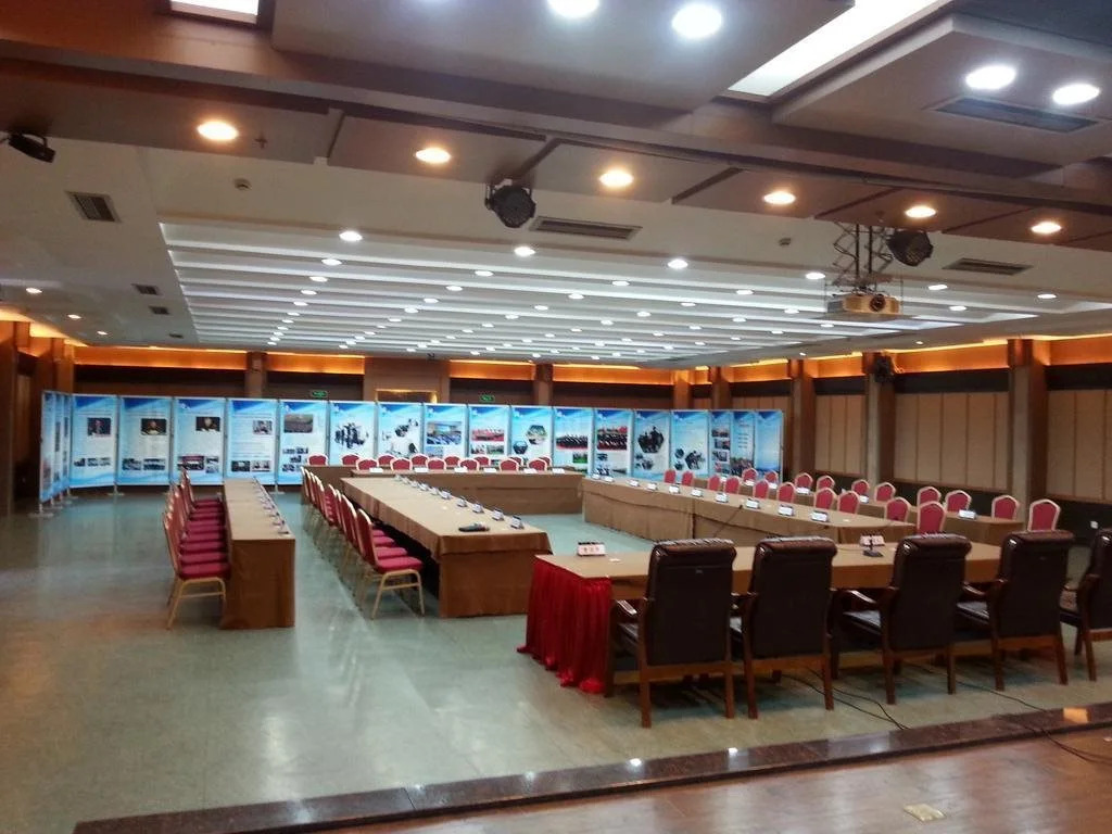Huguang Hotel