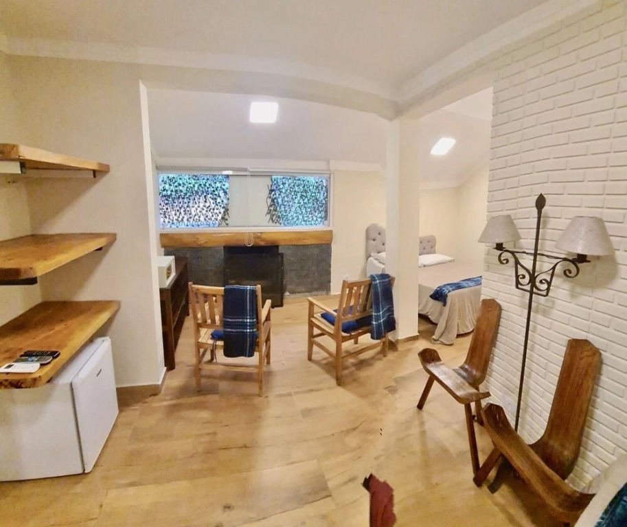 Pousada Casa Mantiqueira - Próxima ao Capivarí e opções de Hidromassagem