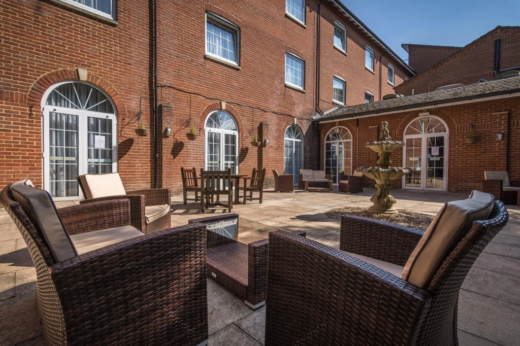 Holiday Inn Corby Kettering Hotel & Spa