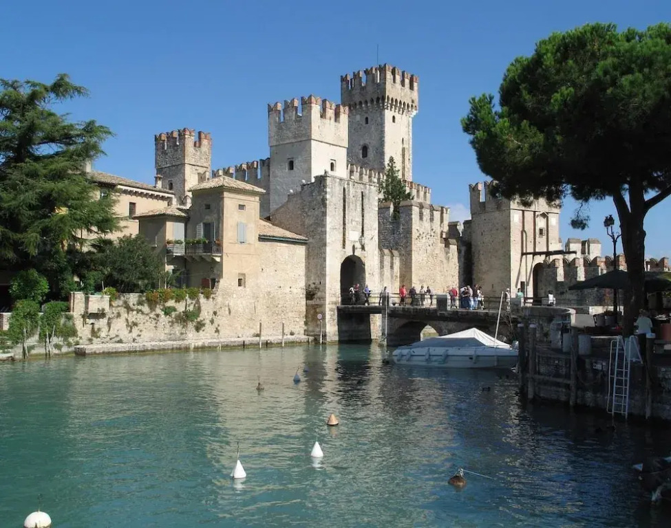 Rustichel Lake View in Toscolano Maderno
