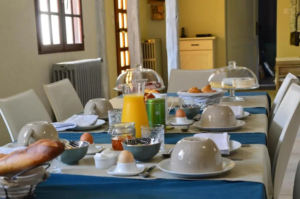 LA MAISON DE TRIBOULET Chambres et table dhôtes -Amboise