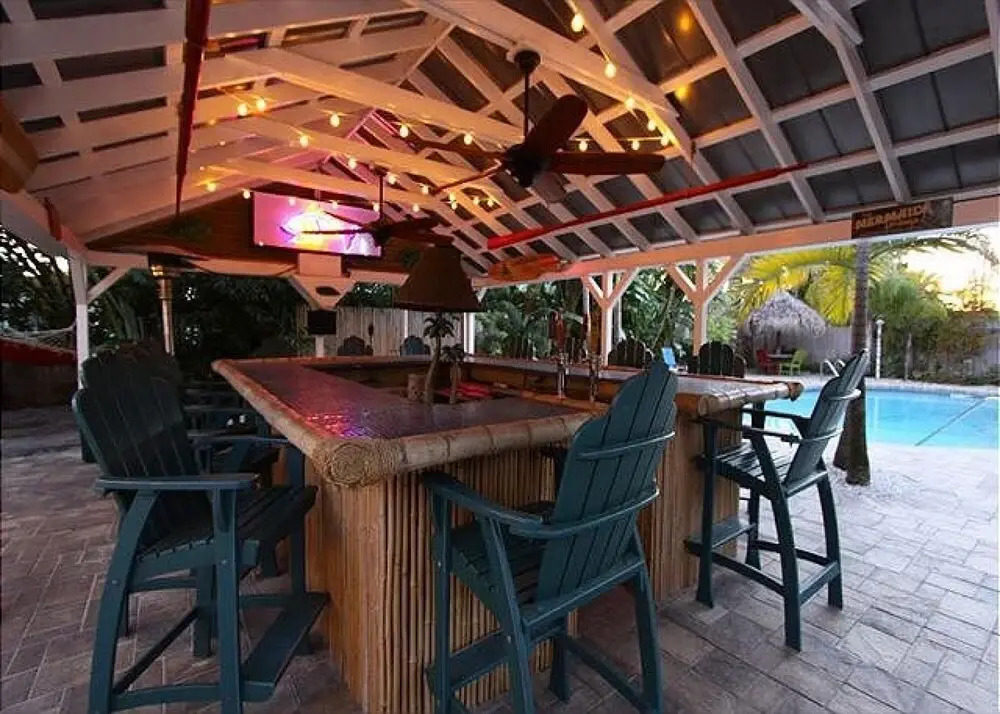 Coconut Grove Beach Resort Suite 5 to 8