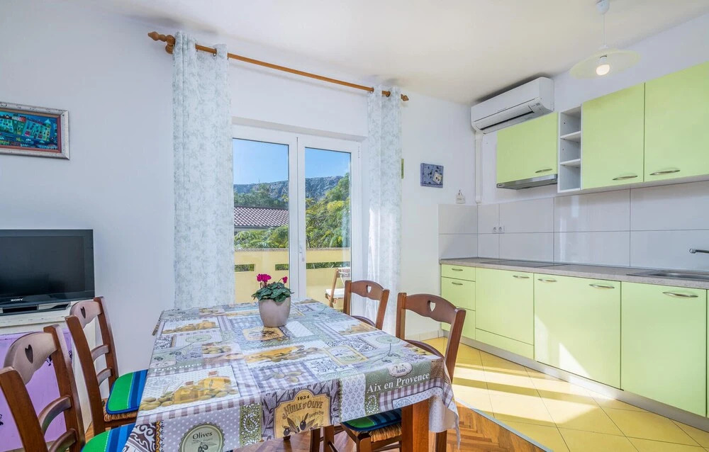 Beautiful Apartment in Baska With 2 Bedrooms and Wifi