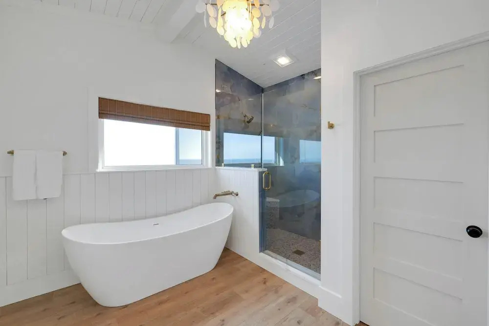 Suite Beach Tybee by Tybee Vacation Rentals