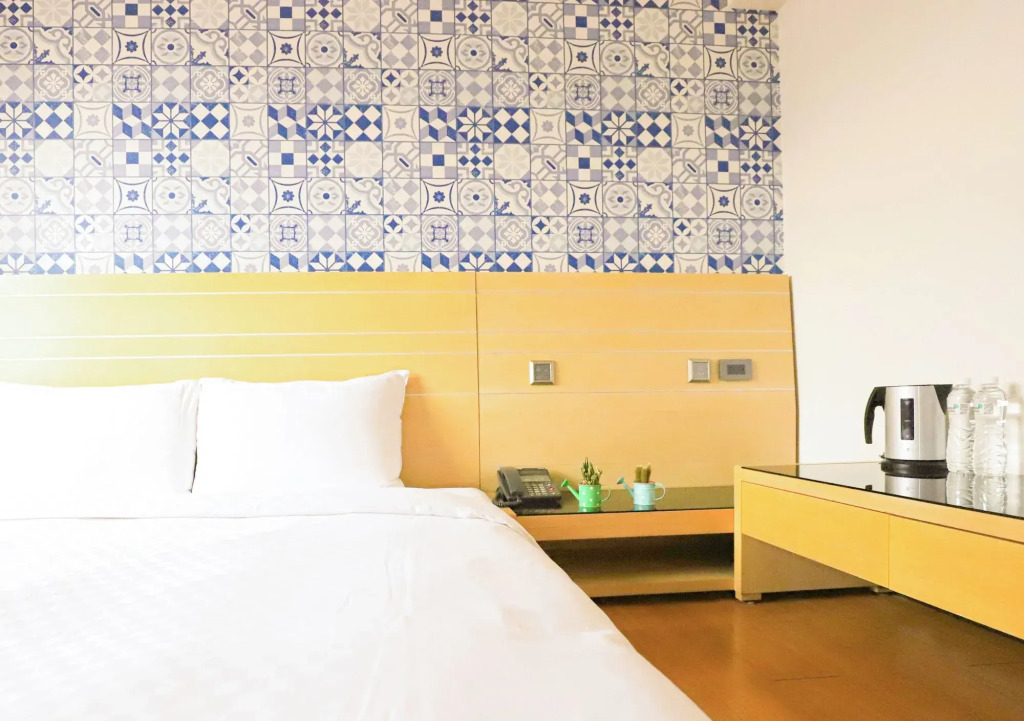 Dream 12 Hotel