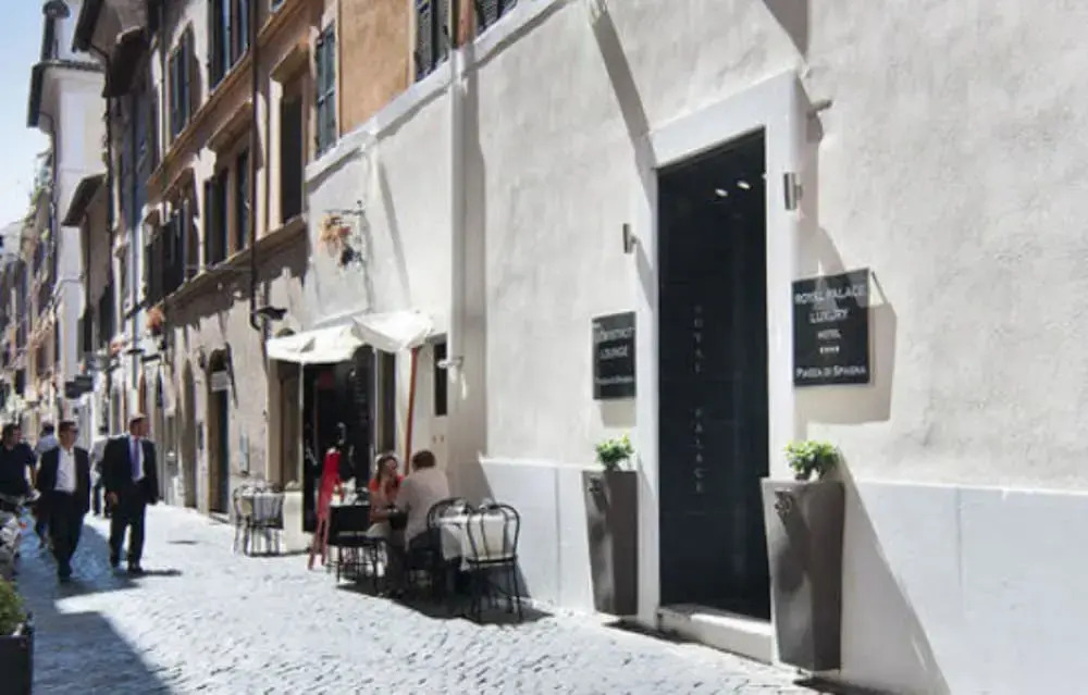 Royal Palace Luxury Hotel