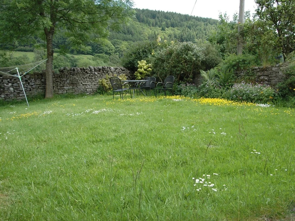 Rural Cottage With Lovely Features Such as a Warm Fireplace, Situated in Aber