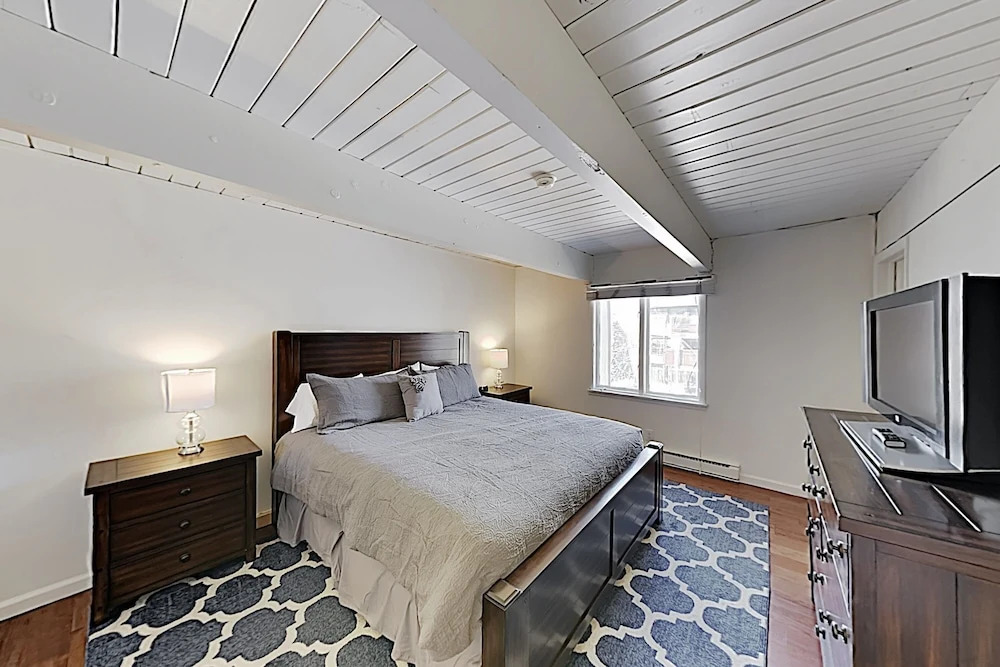 731 E. Durant Ave Apartment Unit 11