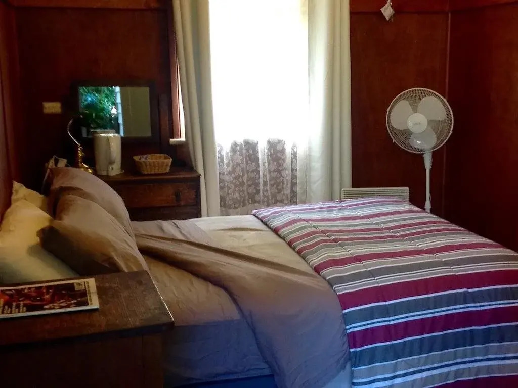 Little River Inn - Hostel