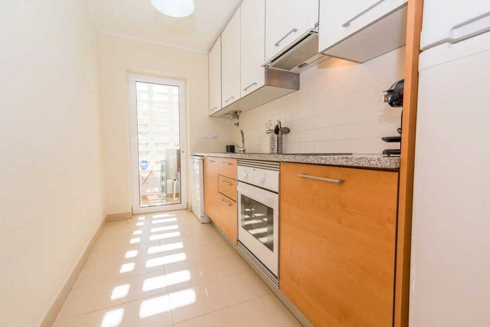 15min walk to Cabanas center, Pool, Wifi, Bbq and air-conditioning