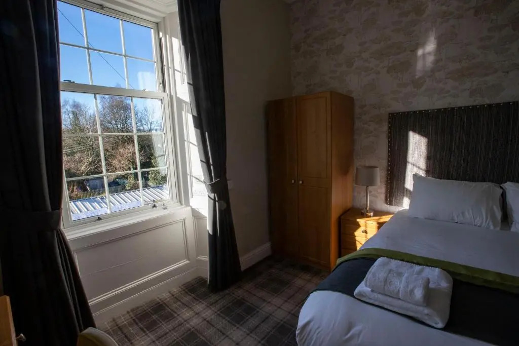 The Waverley Hotel