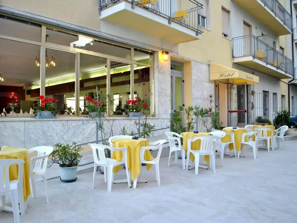 Hotel Bristol