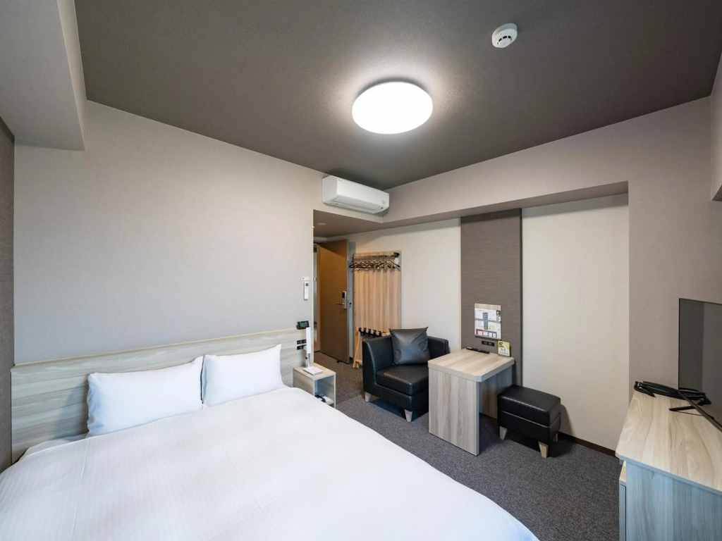 Hotel Route Inn Tokushima Airport -Matsushige Smartinter