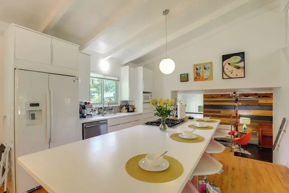12 Mi to Denver: 'the Modern Ridge House' w/ Yard