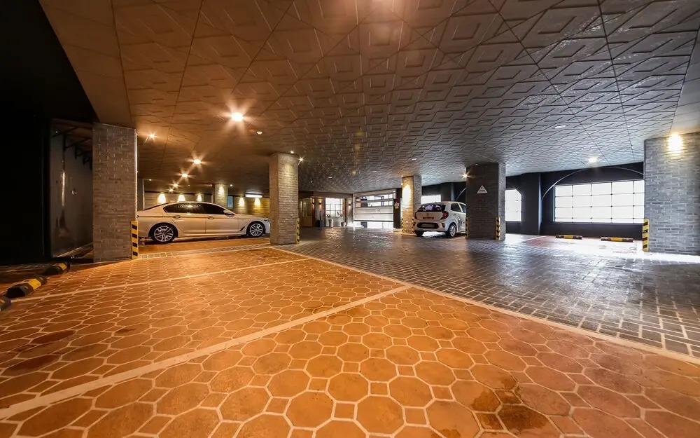 Jinju Brooks Hotel