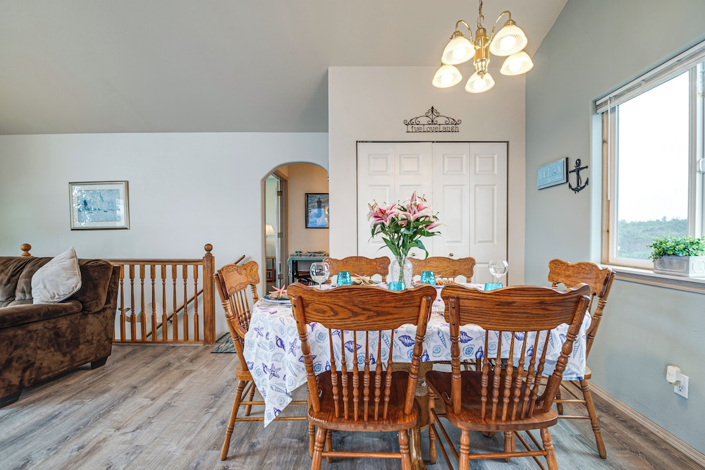 Beautiful Ocean Views! Westport Home Near Beach