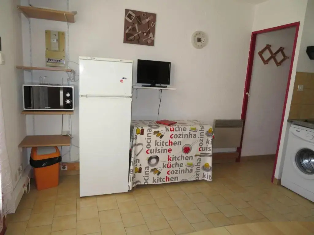 Appartement Sète, 2 pièces, 4 personnes - FR-1-338-336