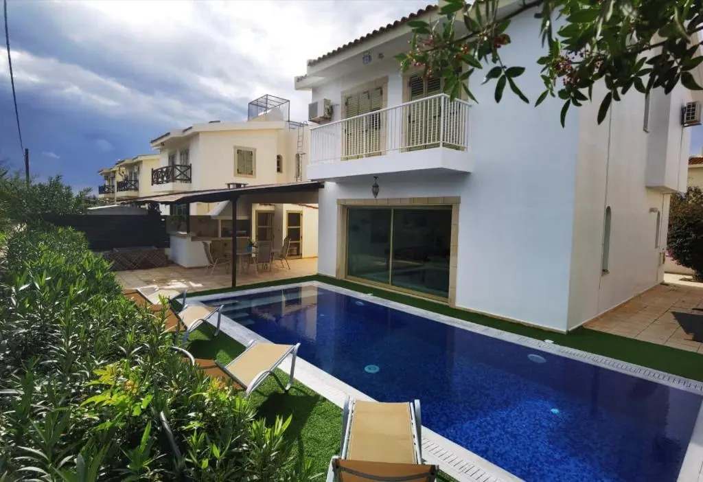 Golden Coast Marina 4 Bed Villa