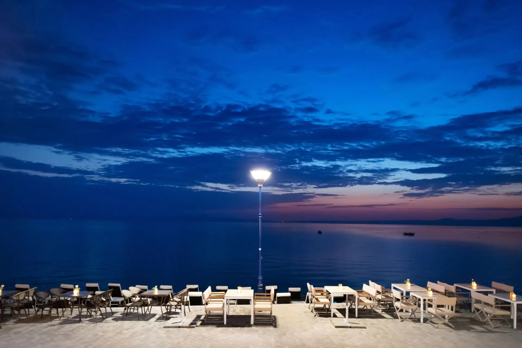 Sea Level Hotel by Diomedes Group