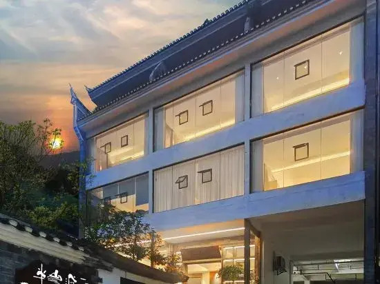 Yuechuang Banshandu Homestay (Hongqiao Tuojiang Store, Fenghuang Ancient Town)