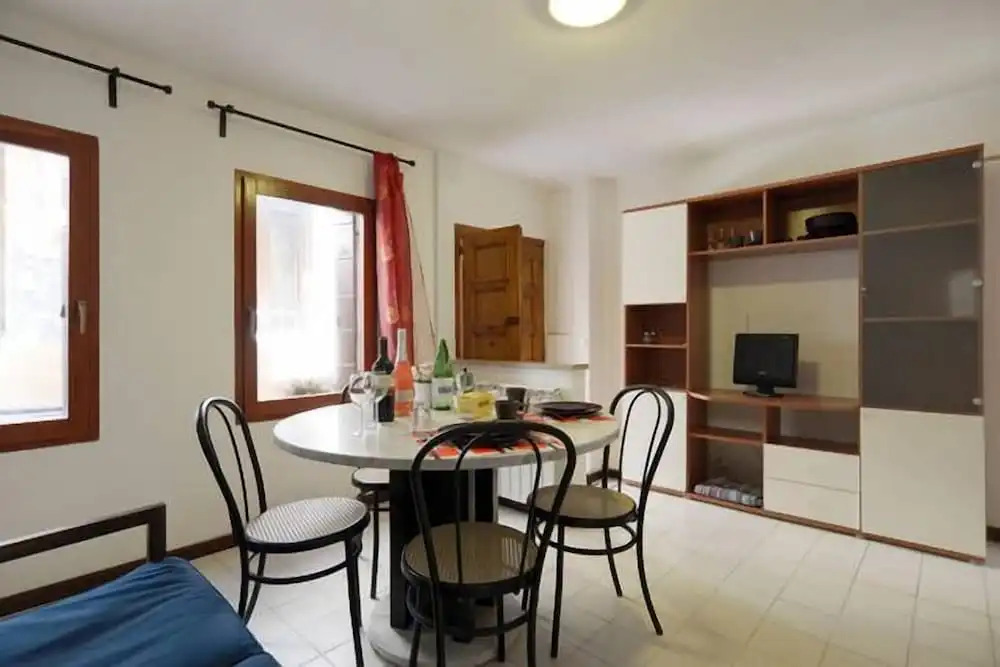 Mario Apartment 2578