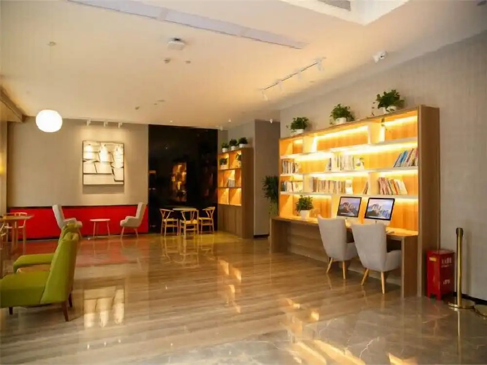 Jinjiang Metropolo Hangzhou Huanglong Wensan Road Hotel