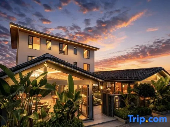 Yinqi Wuxiang Nacuo Guesthouse