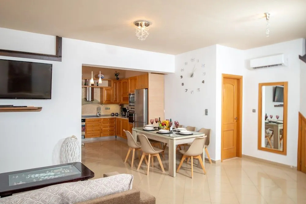 Villa Elia