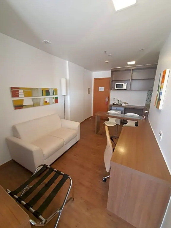 FLAT NO NOBILE SUÍTES MONUMENTAL COM ESTACIONAMENTO GRÁTIS, AO LADO DA ESPLANADA DOS MINISTÉRIOS E DO ESTÁDIO MANÉ GARRINCHA, WI-FI, PISCINA, ACADEMIA, SAUNA, RECEPÇÃO 24HS By REI DOS FLATS