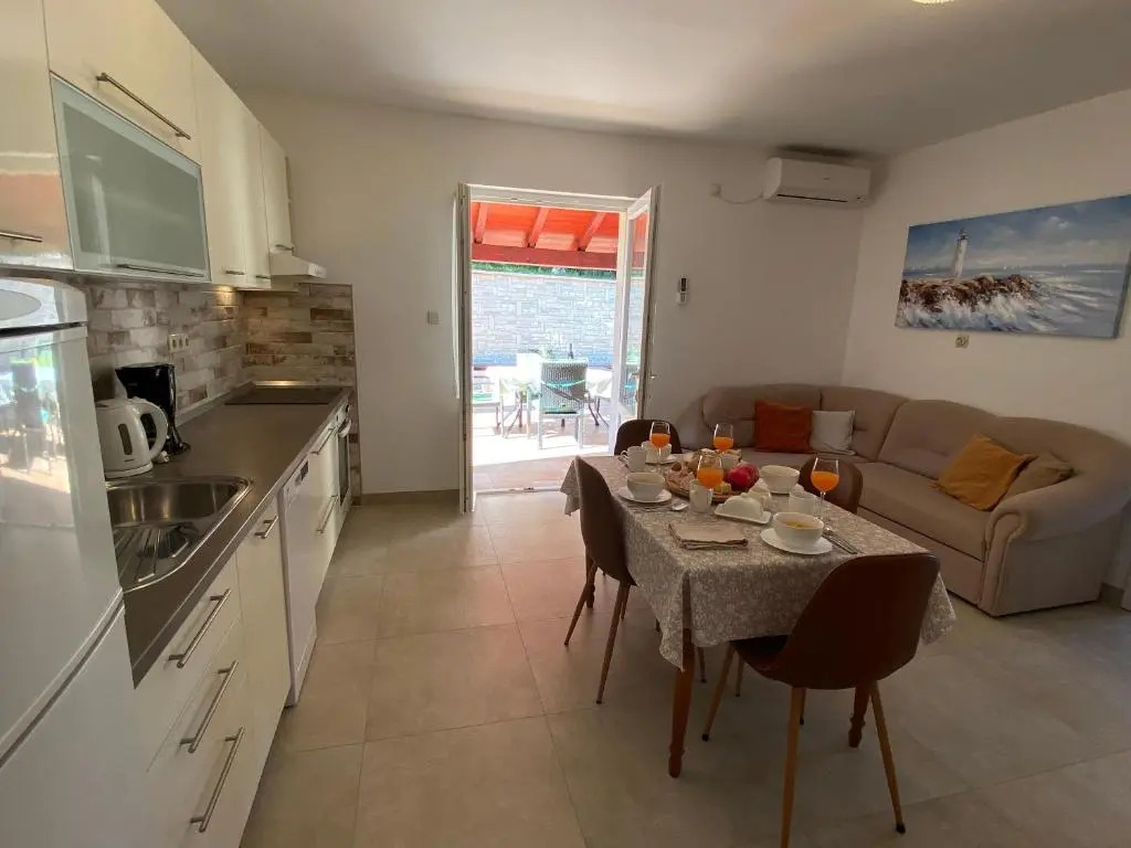 Apartments Poljak