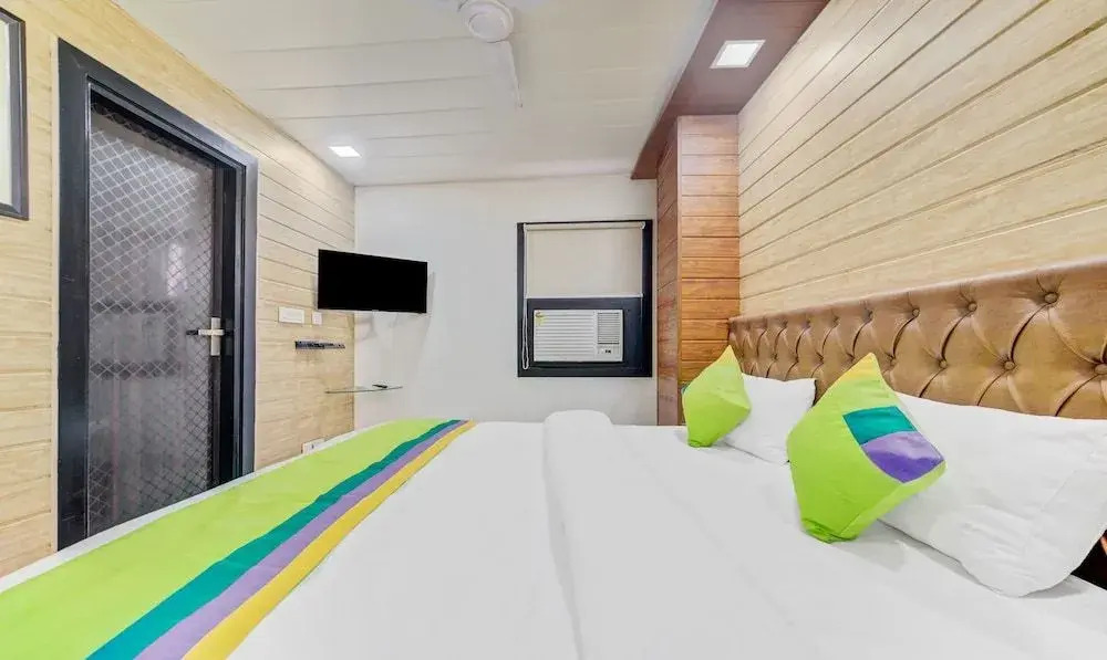 Hotel East Stay IGI Airport Delhi