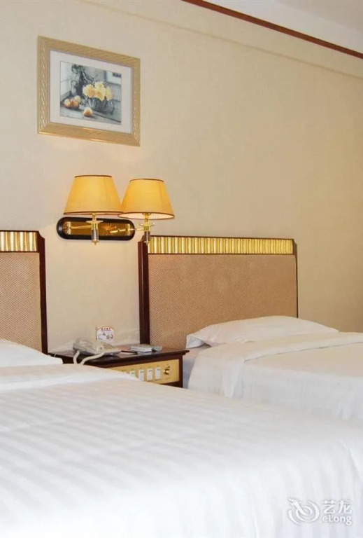 Guo Feng Hotel (Sanyuanli)