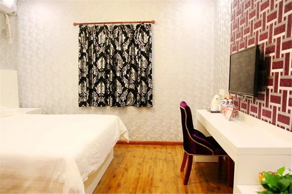 City 118 Hotel Qingdao Licang Square