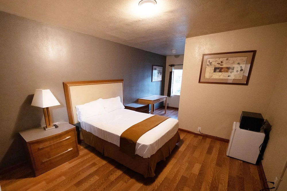 Stockton Travelers Motel