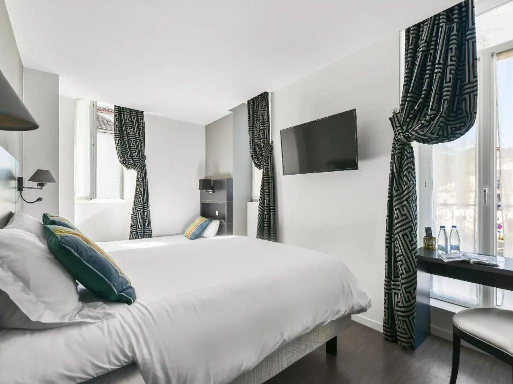Logis Hôtel & Restaurant La Villa Bleue