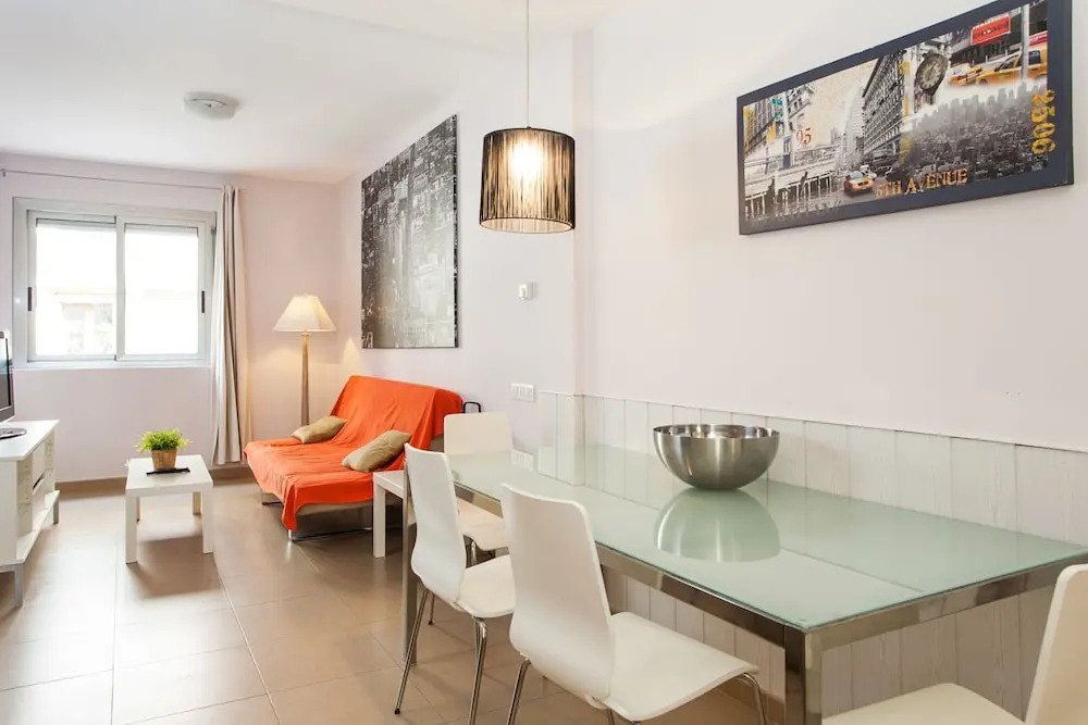 Inside Barcelona Apartments Salva