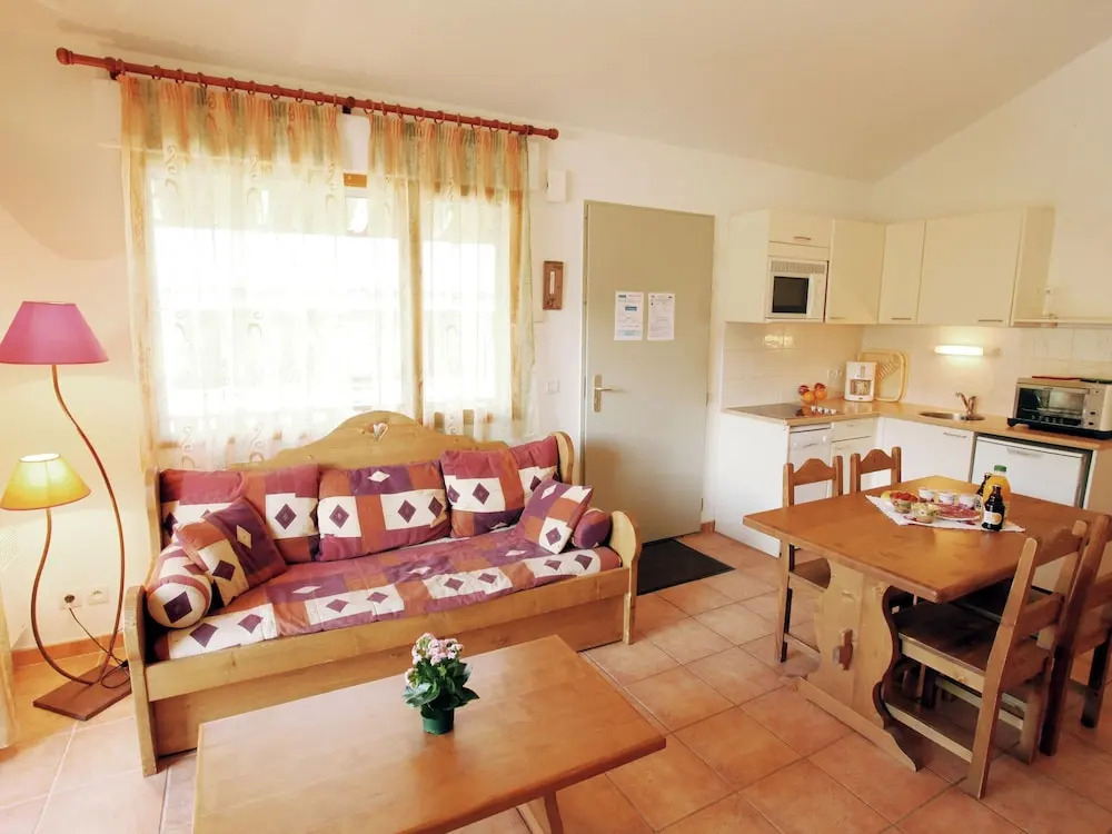 Chalet in Villarodin near Lake