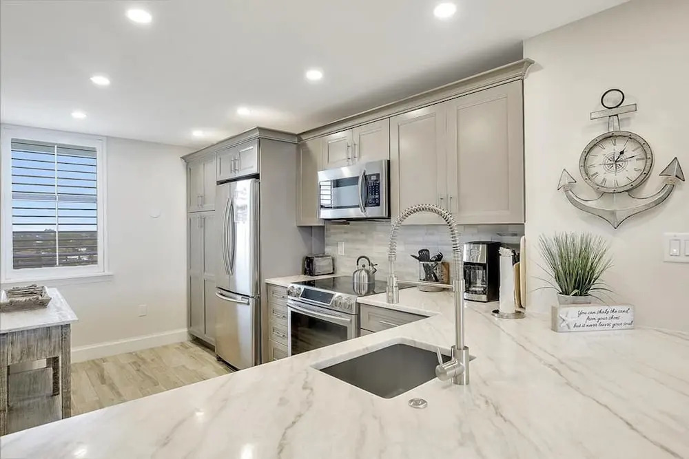 Seaview Condominium #65808 2 Bedrooms 2 Bathrooms Condo