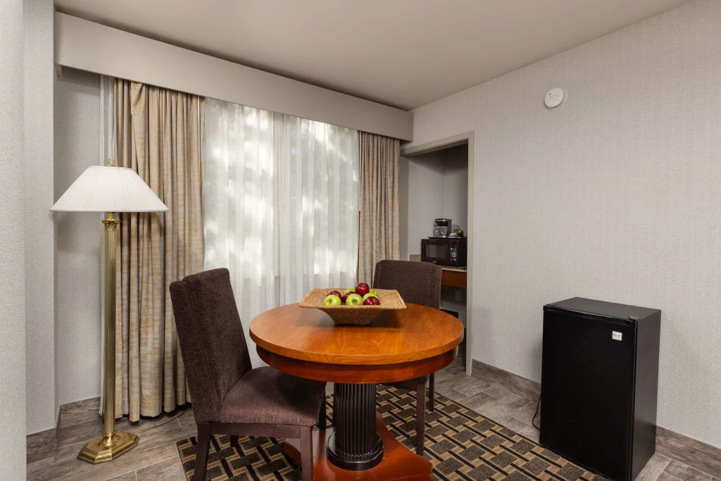 Inn at the Colonnade Baltimore - A DoubleTree by Hilton Hotel