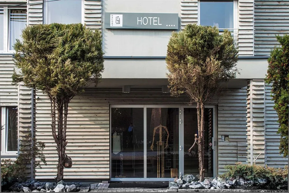 Hotel Galery 69
