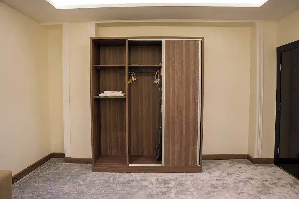 Aeli Al-thana for serviced apartments