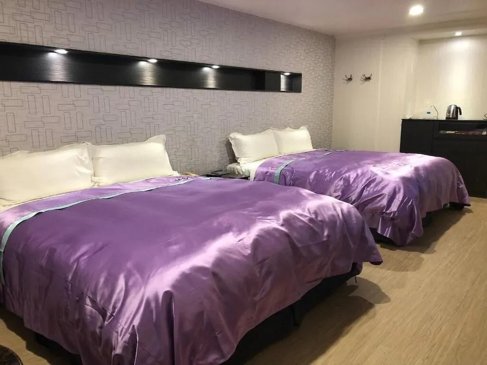 Mu Yue Jingpin Motel