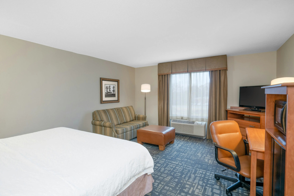 Hampton Inn & Suites Murfreesboro