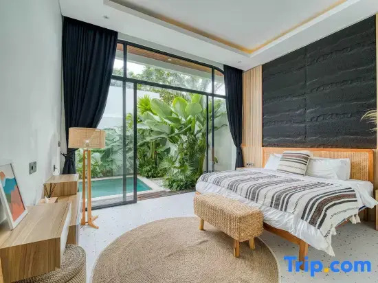 Villa Rioja – 3BR Tropical Retreat in Pererenan  - A Luxury Private Villa By Balinest Villas