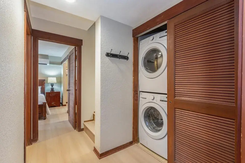Nihi Kai 806 2 Bedroom Condo by RedAwning