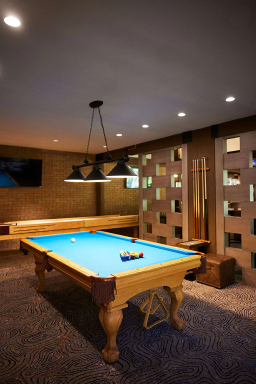 Riverhouse Lodge