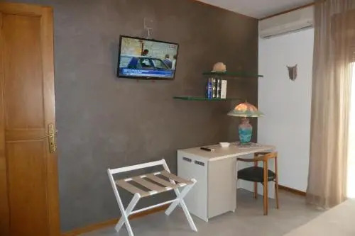 B&B Al 258