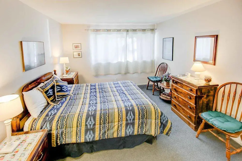 Mountain Shadows B08 - One Bedroom Condo