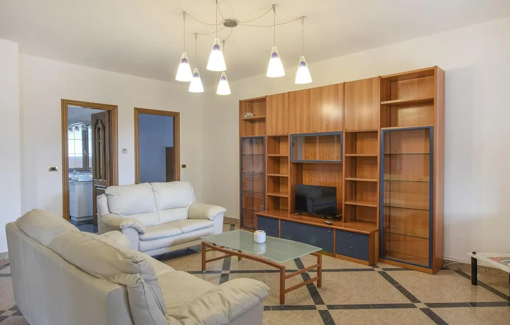 Nice Apartment in Davoli Marina With 2 Bedrooms and Wifi