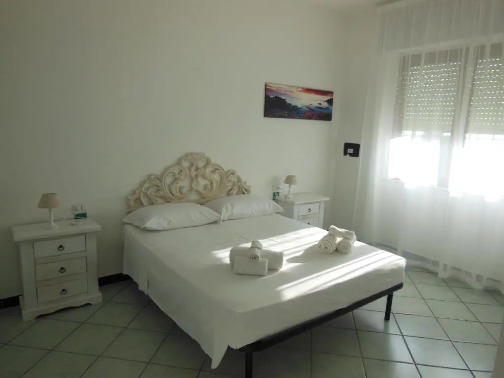 Helios Hotel